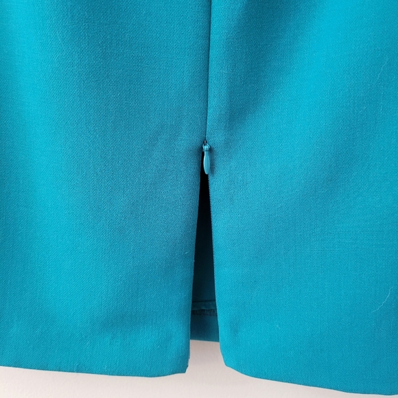 Teal Dress with Twist Peekaboo Front - Picture 3 of 12